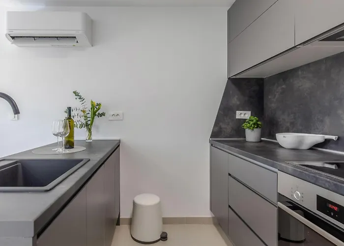 Tatil Evi 3 Bedroom Beautiful In Glavani