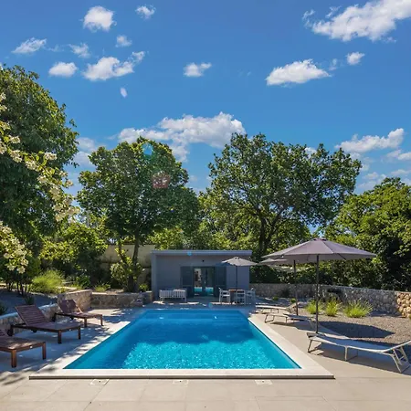 Gorgeous In Glavani Holiday home Kostrena