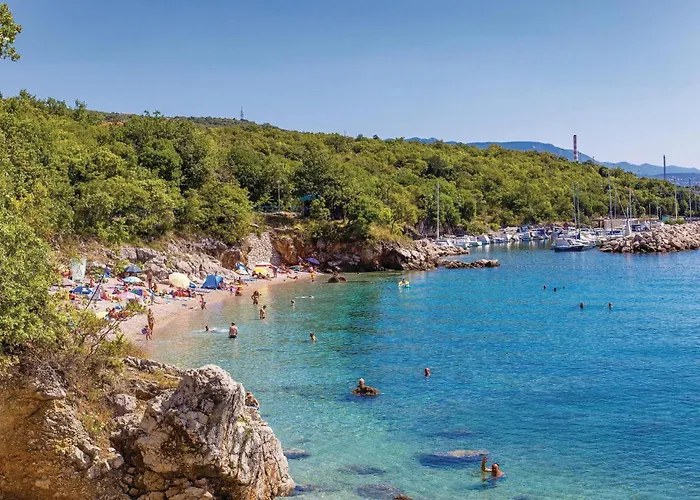 3 Bedroom Beautiful In Glavani Hébergement de vacances Kostrena