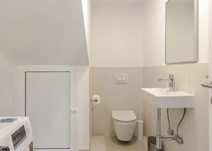 Hébergement de vacances 3 Bedroom Beautiful In Glavani Kostrena