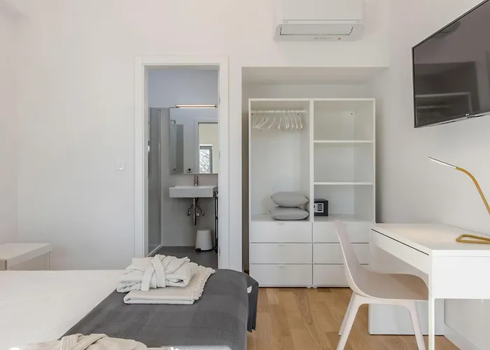3 Bedroom Beautiful In Glavani * Kostrena