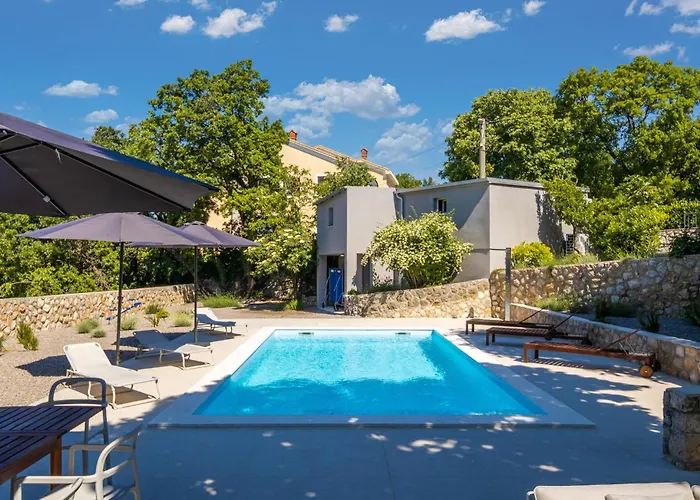 Hébergement de vacances 3 Bedroom Beautiful In Glavani Kostrena