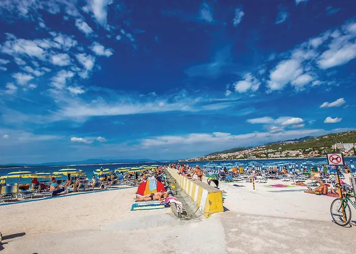 Hébergement de vacances 3 Bedroom Beautiful In Glavani Kostrena